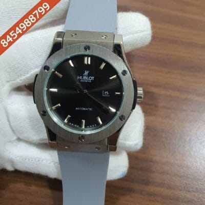 Hublot Classic Fusion Black Dial White Rubber Strap Swiss Automatic Watch