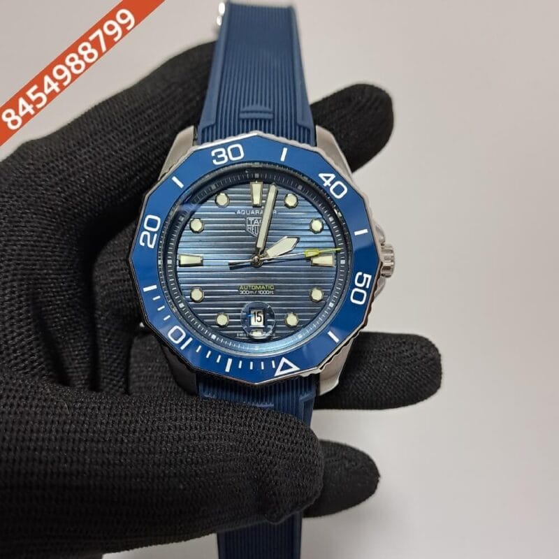 TAG Heuer Aquaracer Calibre 5 Professional 300 Diver Blue Dial Blue Rubber Strap Swiss Automatic Watch