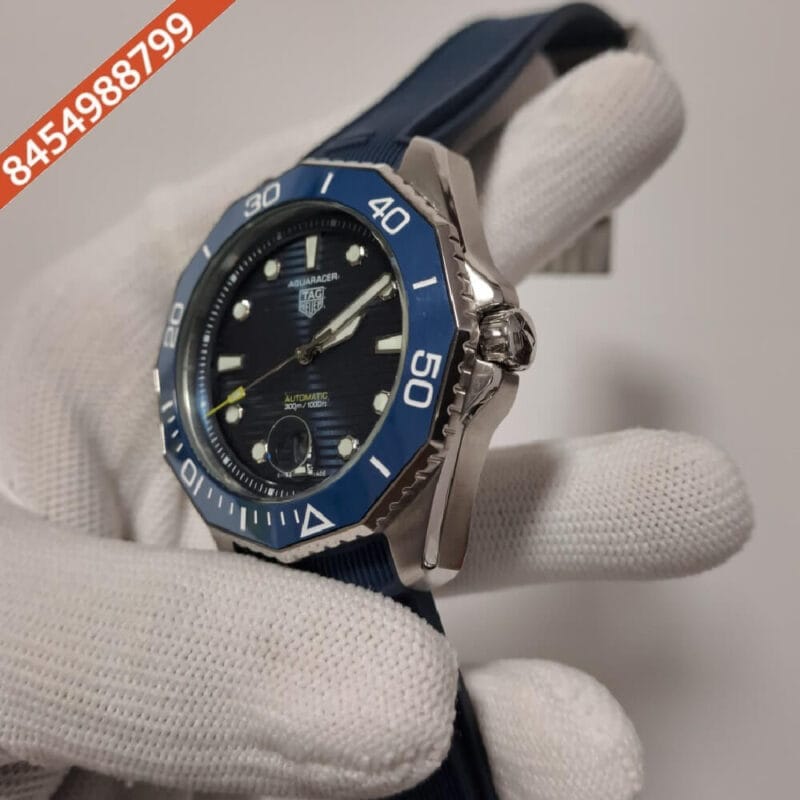 TAG Heuer Aquaracer Calibre 5 Professional 300 Diver Blue Dial Blue Rubber Strap Swiss Automatic Watch - Image 3