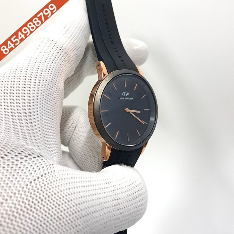 Daniel Wellington Ladies Black Dial full Swiss Watch - Image 2