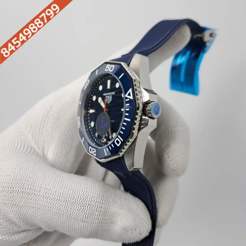 TAG Heuer Aquaracer Calibre 5 Professional 300 Diver Blue Dial Blue Rubber Strap Swiss Automatic Watch - Image 2