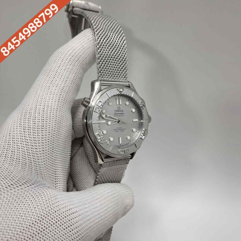 Omega Seamaster Professional Diver 300M Steel Grey Dial Extra Grey Rubber Strap Swiss Automatic Watch - Image 3