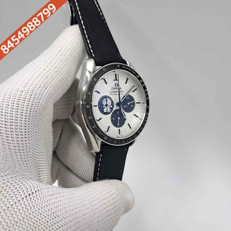 Omega Speedmaster Snoopy Award 50th Anniversary Chronograph White Dial Black Leather Strap Watch - Image 3