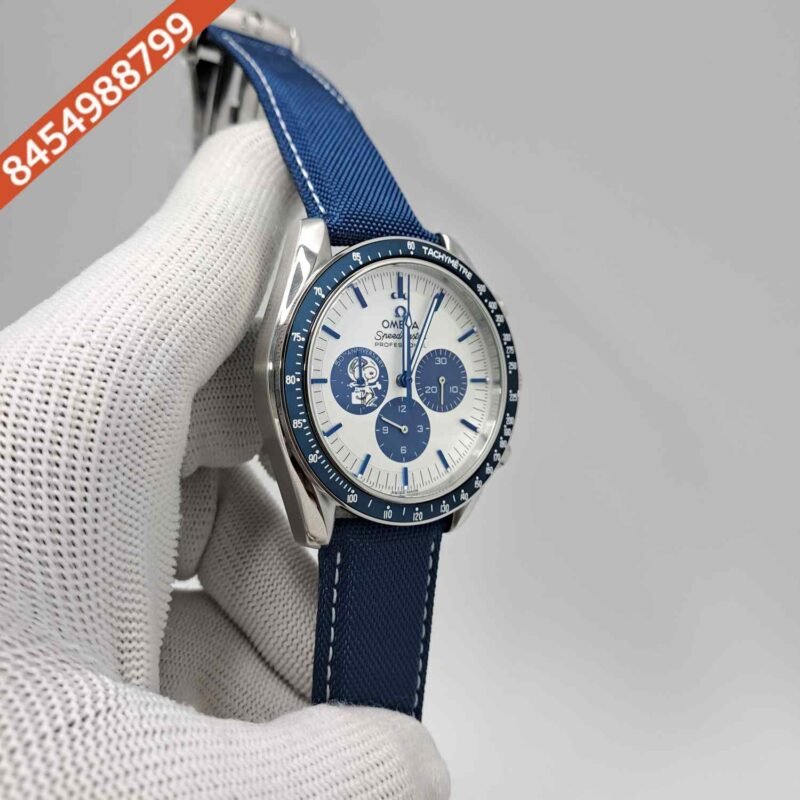 Omega Speedmaster Snoopy Award 50th Anniversary Chronograph White Dial Blue Leather Strap Watch - Image 3