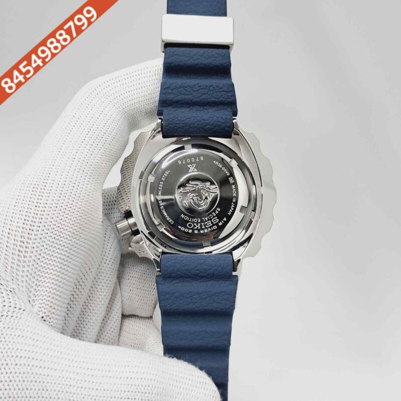 Seiko Prospex Sea Divers 200M Blue Dial Blue Rubber Strap Swiss Automatic Watch - Image 4